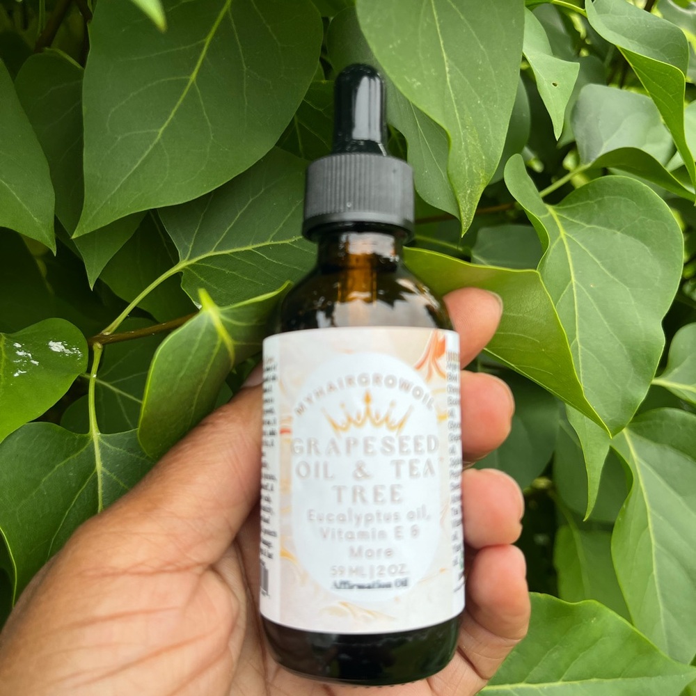 Grapeseed Oil & Tea Tree - Brown Bottle